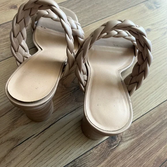Tan Braided Women's Sandals US 6.5 - Picture 5 of 7